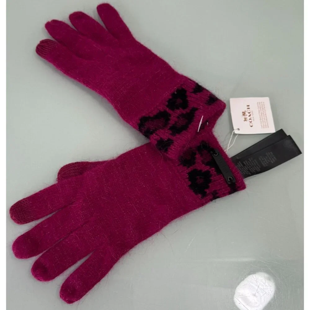 New Coach Ocelot Touch Knit Gloves Angora Rabbit Hair Cranberry Metallic NWT